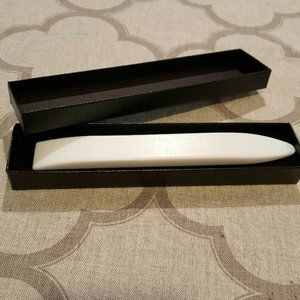 Plegadera de hueso (bone Folder) made from Non-sti